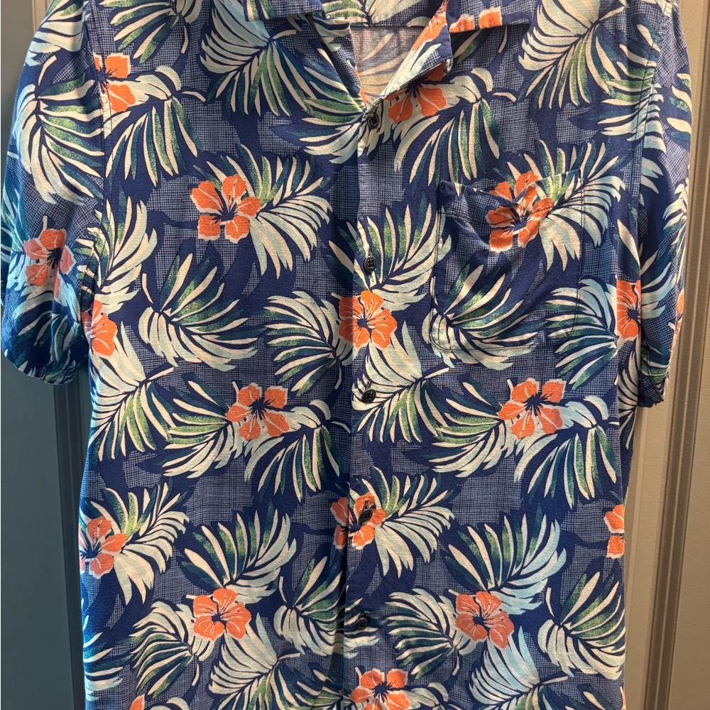 Tommy Bahama Blue Floral Casual Button Down Shirt